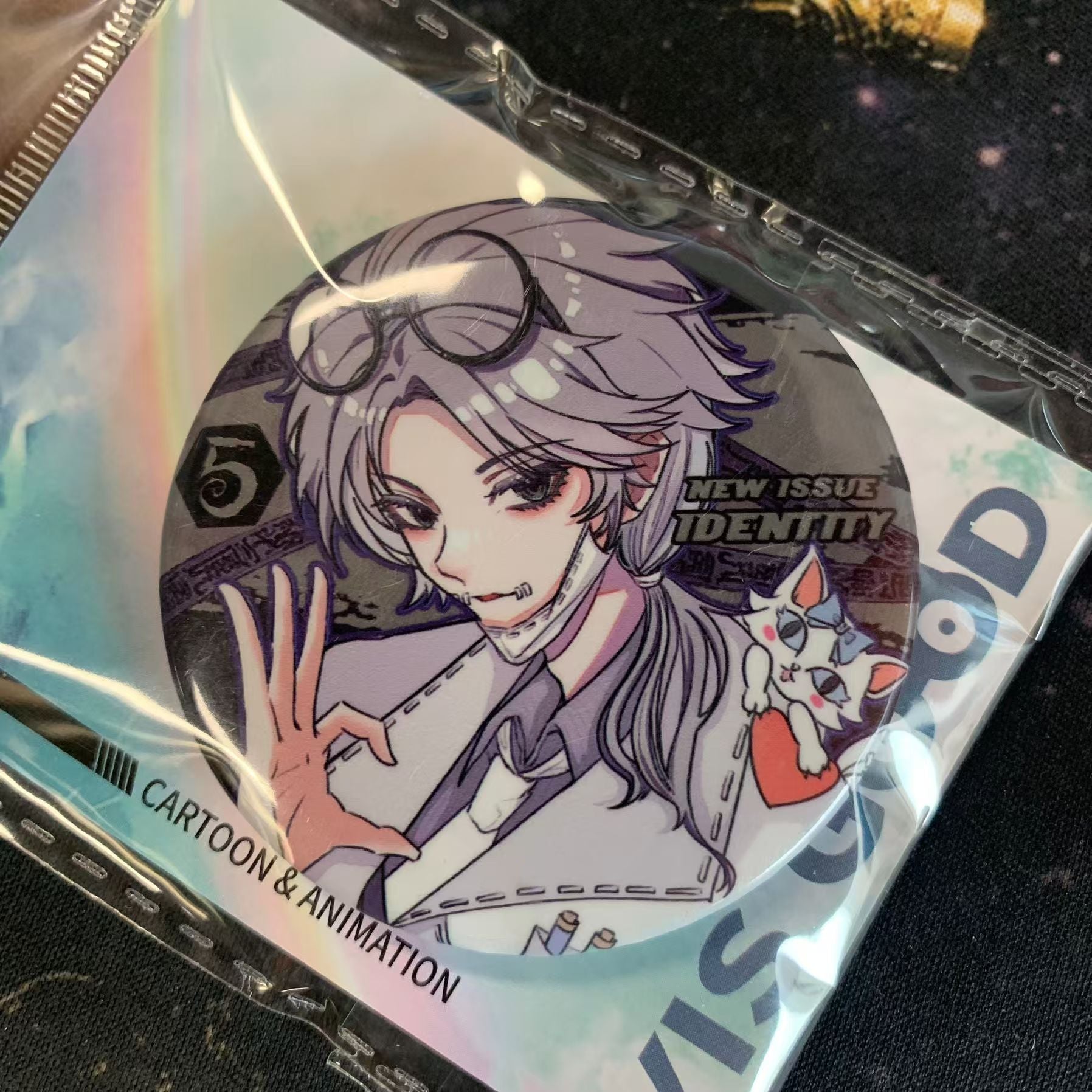 Identity V Button Pin Reflect Light[5.8cm,7.5cm]